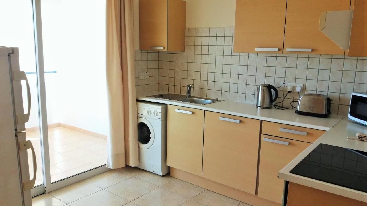 403 Apartment Carisa Artemis Court Larnaca Exterior foto