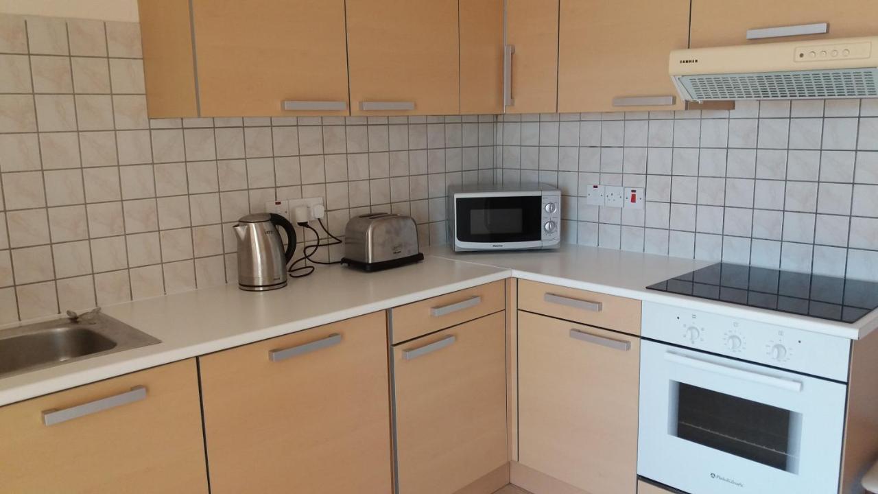 403 Apartment Carisa Artemis Court Larnaca Exterior foto