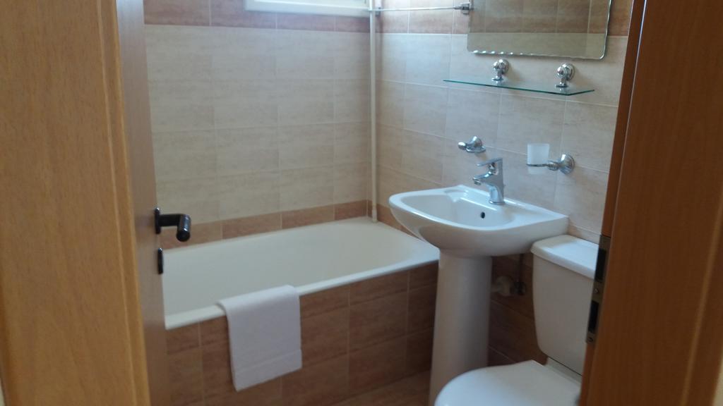 403 Apartment Carisa Artemis Court Larnaca Exterior foto
